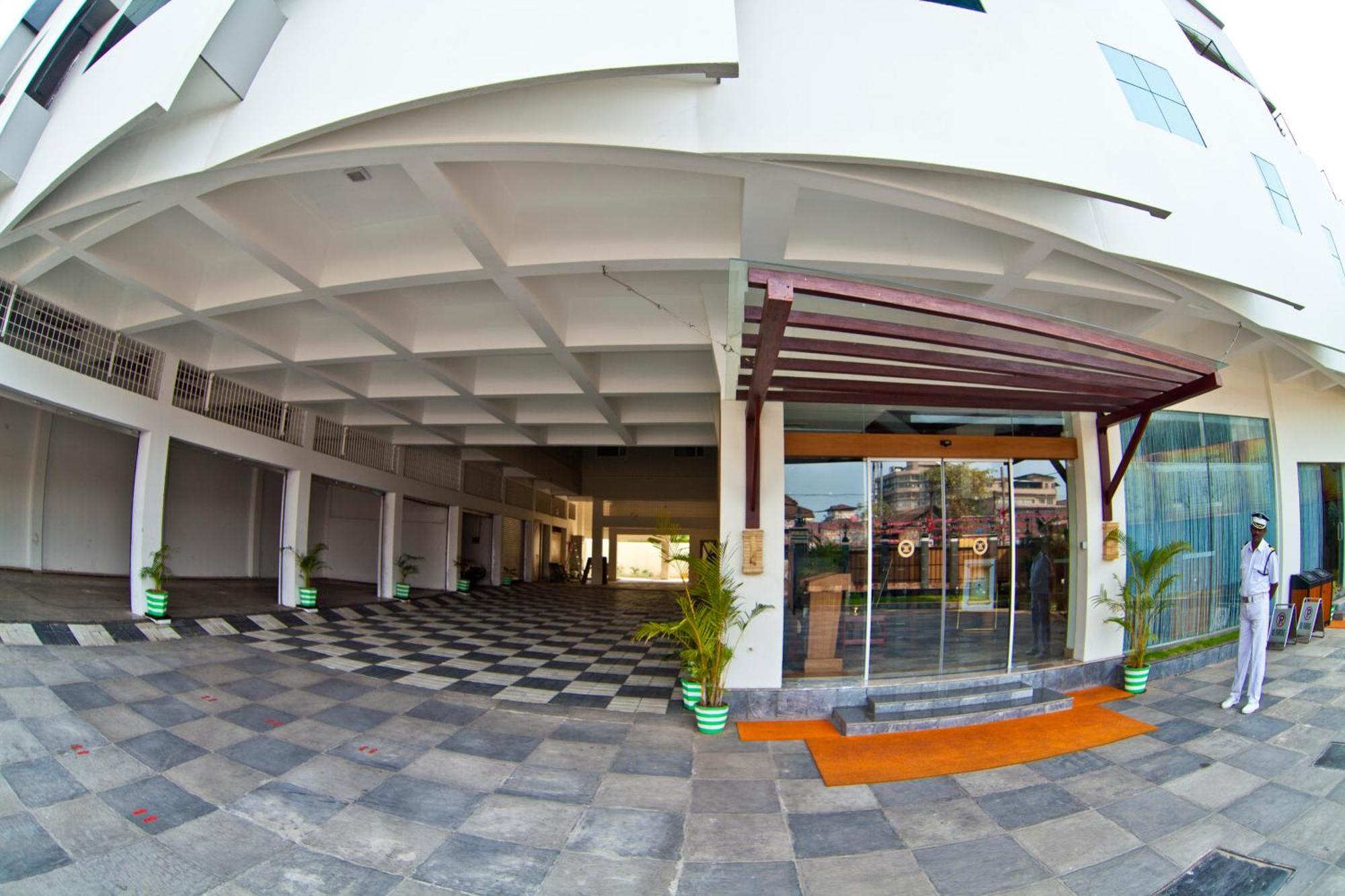 Paramount Tower Kozhikode Exterior foto