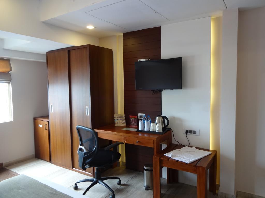 Paramount Tower Kozhikode Exterior foto
